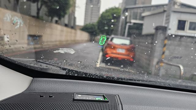 RAV4  第10張相片