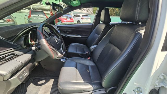 YARIS  第6張相片