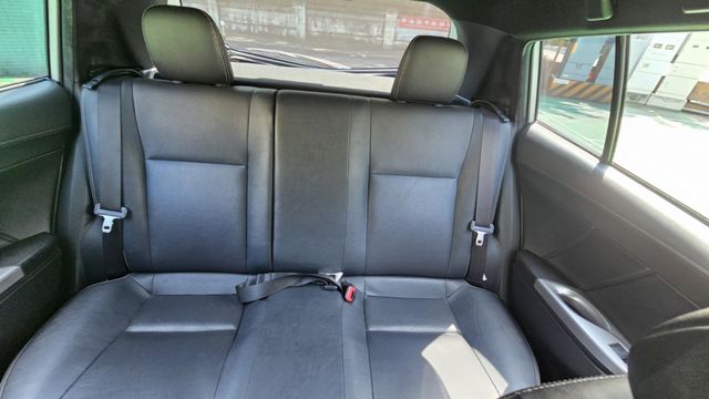 YARIS  第14張相片