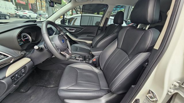 FORESTER  第6張相片