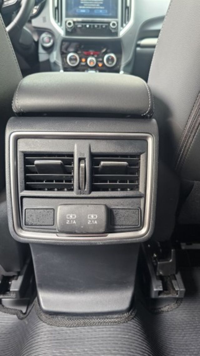 FORESTER  第9張相片