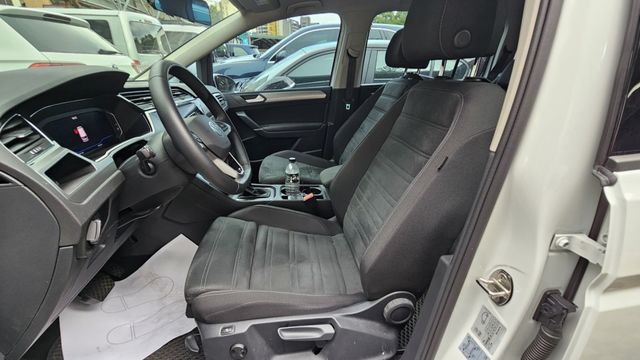 TOURAN  第7張相片