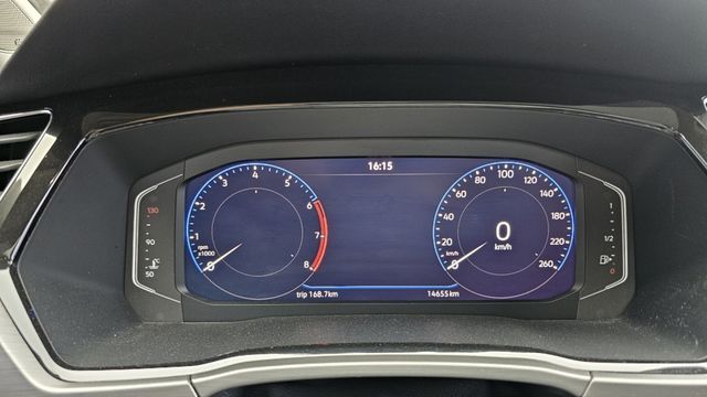 TOURAN  第10張相片