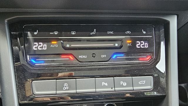 TOURAN  第13張相片