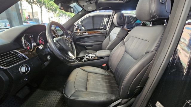 GLE-CLASS  第5張相片