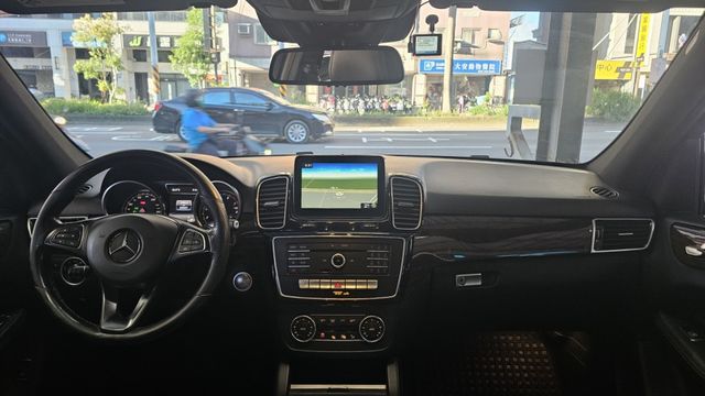 GLE-CLASS  第7張相片