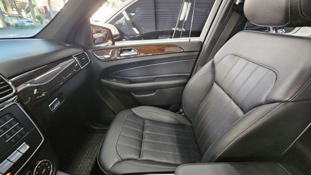 GLE-CLASS  第20張相片