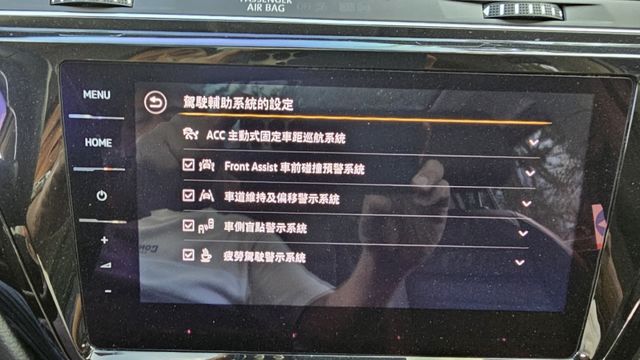 TOURAN  第17張相片