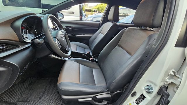 YARIS  第6張相片