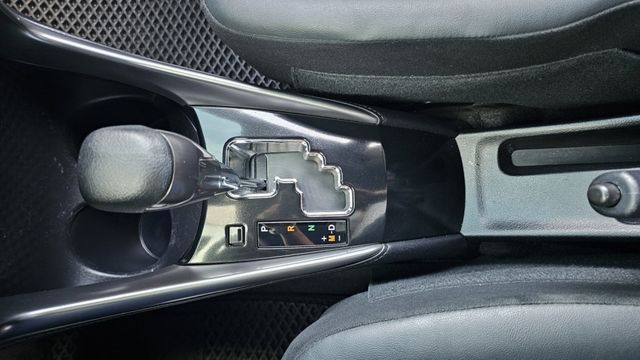 YARIS  第16張相片