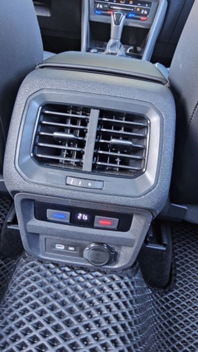 TIGUAN  第10張相片