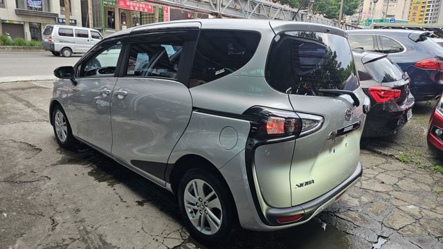 SIENTA  第4張相片