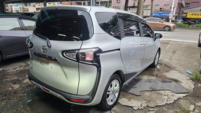 SIENTA  第5張相片