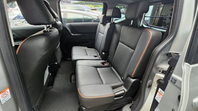 SIENTA  第7張相片