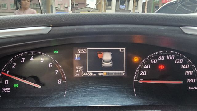 SIENTA  第9張相片