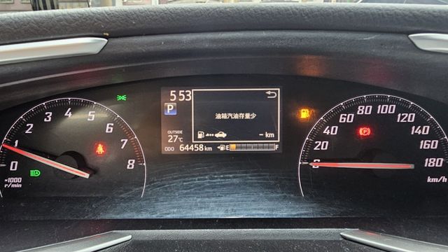 SIENTA  第13張相片