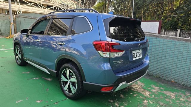 FORESTER  第4張相片