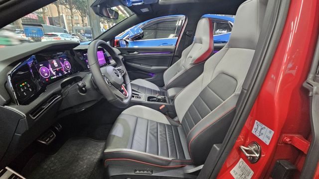 GOLF VIII  第6張相片