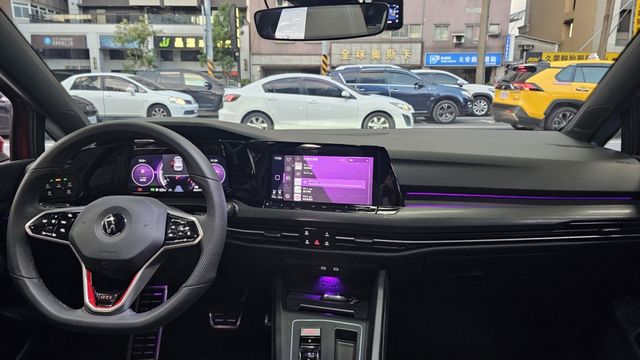 GOLF VIII  第8張相片