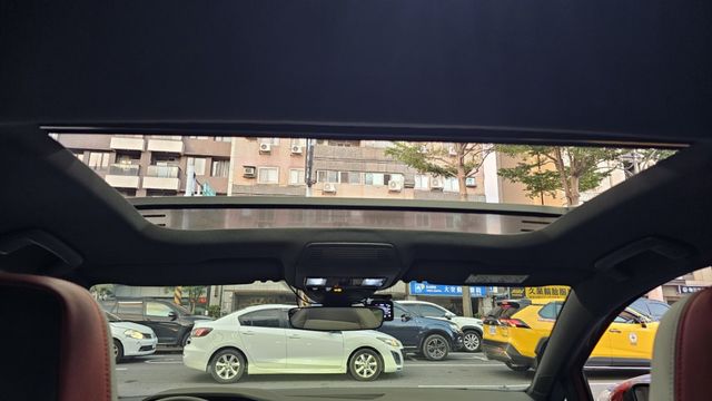 GOLF VIII  第10張相片