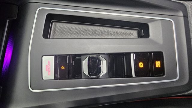 GOLF VIII  第17張相片