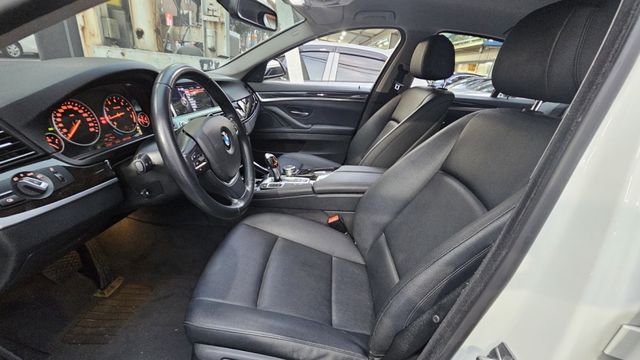 5 SERIES SEDAN F10  第5張相片