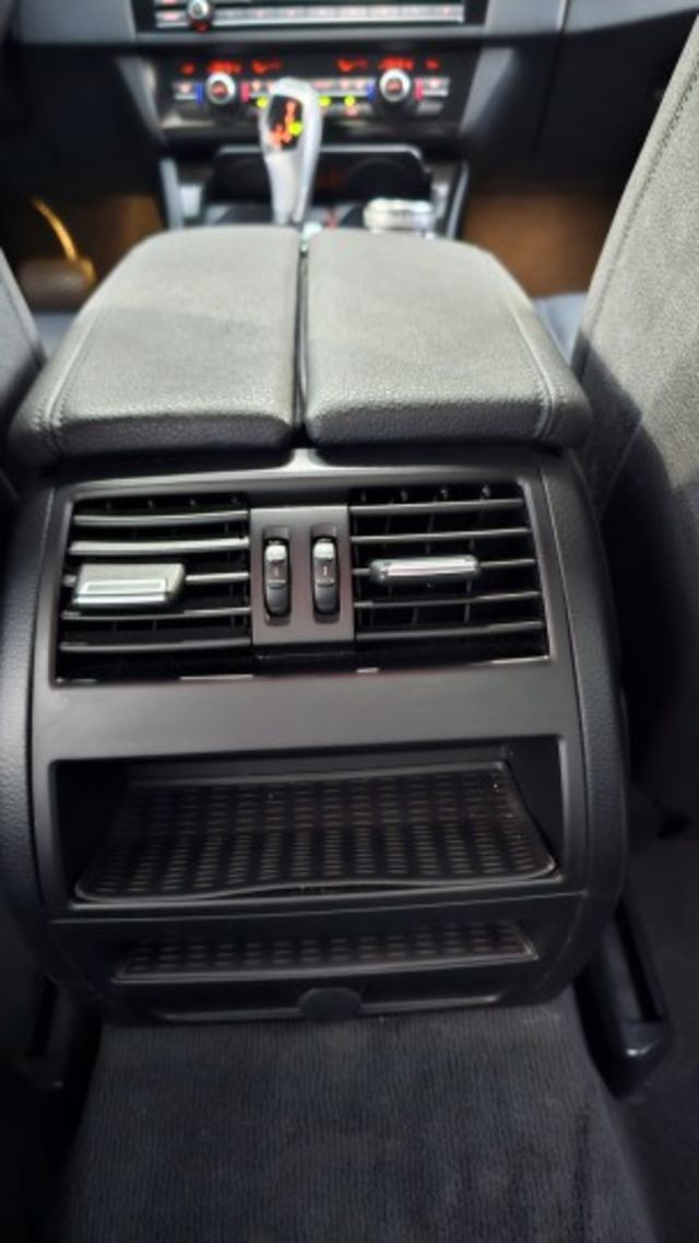 5 SERIES SEDAN F10  第8張相片