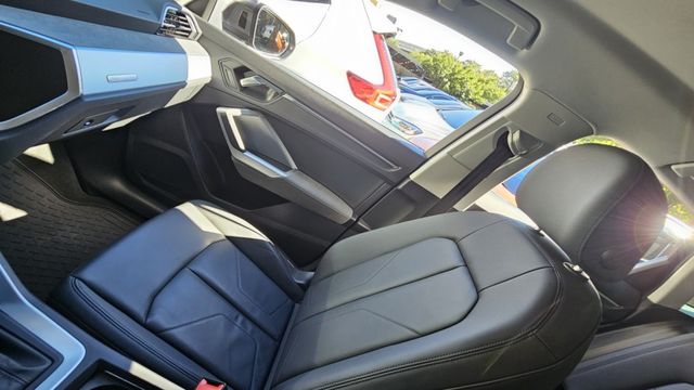 Q3 SPORTBACK  第18張相片