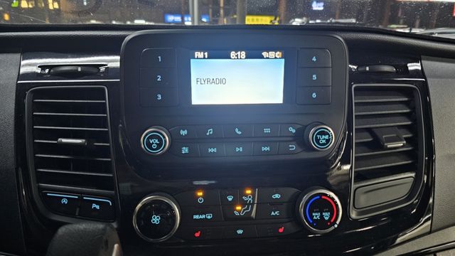 TOURNEO CUSTOM  第8張相片