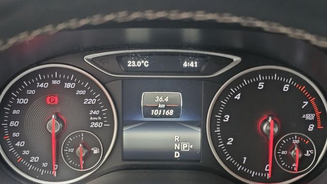 B-CLASS W246  第7張相片