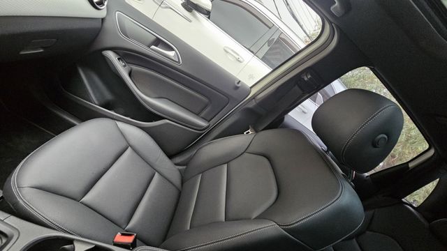 B-CLASS W246  第18張相片