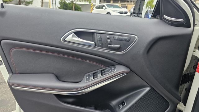 GLA-CLASS X156  第13張相片