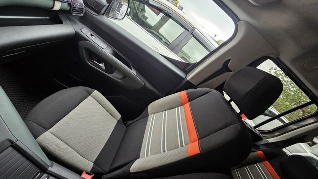 BERLINGO  第18張相片