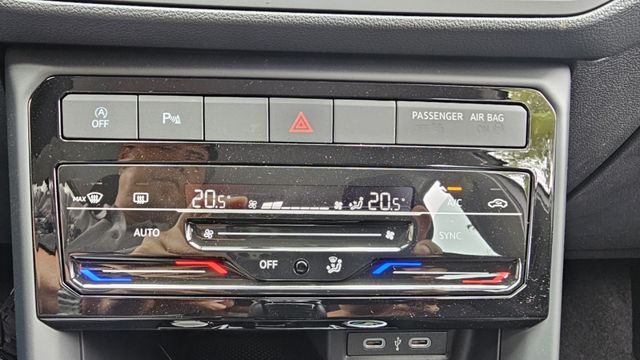 T-CROSS  第12張相片