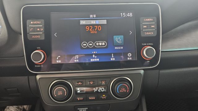 LEAF  第12張相片