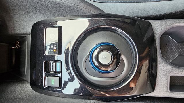 LEAF  第18張相片