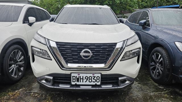 X-TRAIL  第1張相片