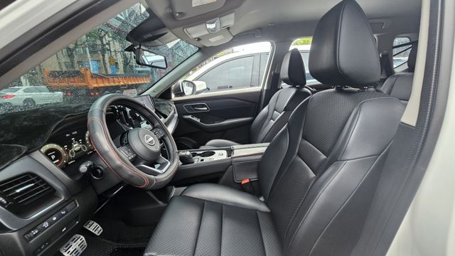 X-TRAIL  第6張相片