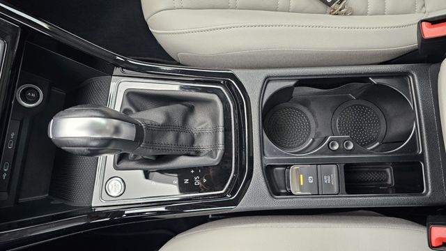 TOURAN  第15張相片