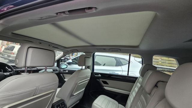 TOURAN  第18張相片