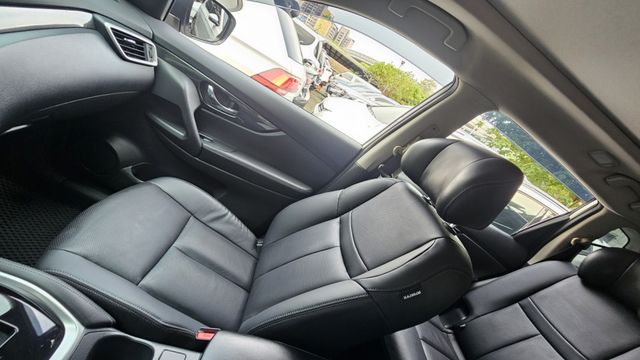 X-TRAIL  第18張相片