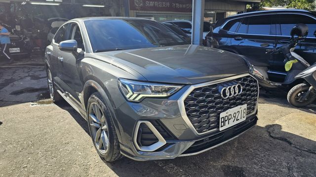 Q3 SPORTBACK  第2張相片