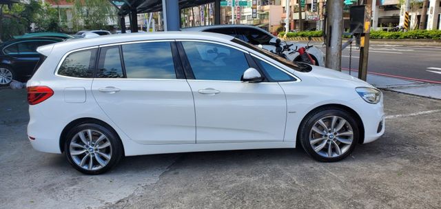 2 SERIES GRAN TOURER  第3張相片