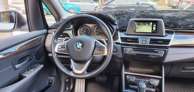 2 SERIES GRAN TOURER  第9張相片