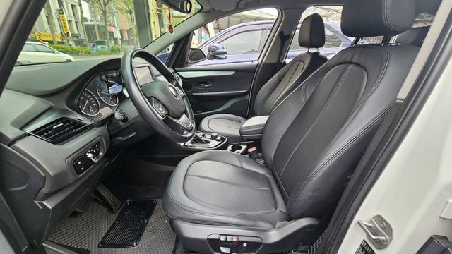 2 SERIES GRAN TOURER F46  第6張相片