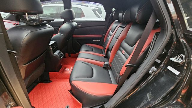 U6 GT  第8張相片