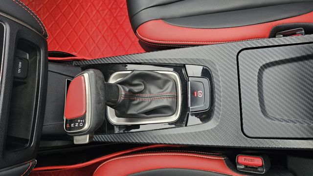 U6 GT  第16張相片