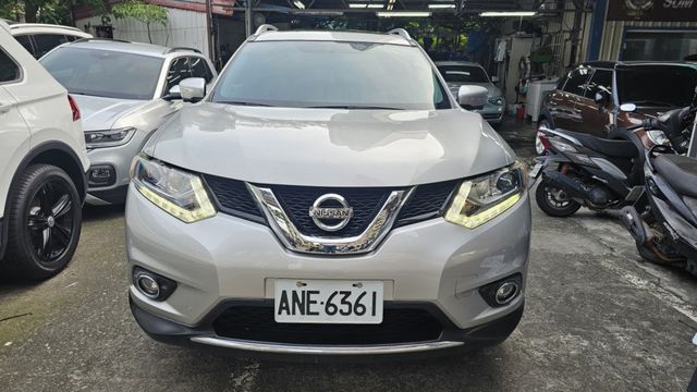 X-TRAIL  第1張相片