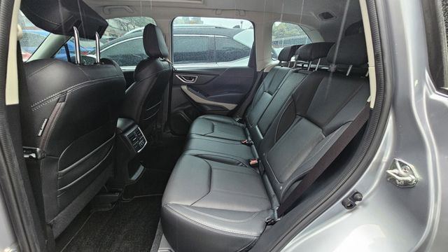 FORESTER  第7張相片