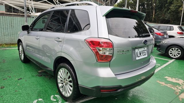 FORESTER  第4張相片